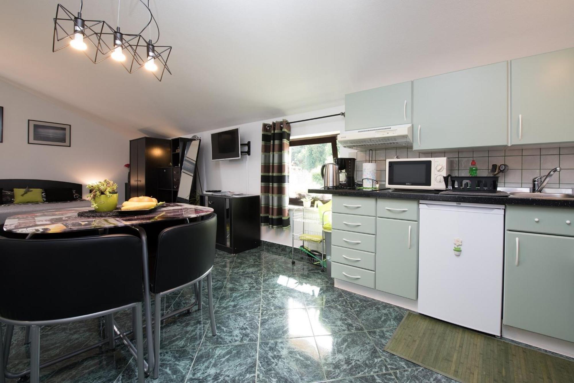 Apartments Villa Zara Lovran Zimmer foto