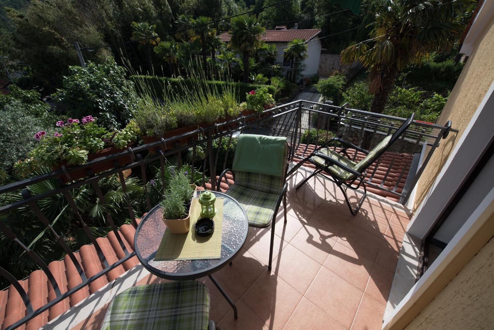 Apartments Villa Zara Lovran Zimmer foto