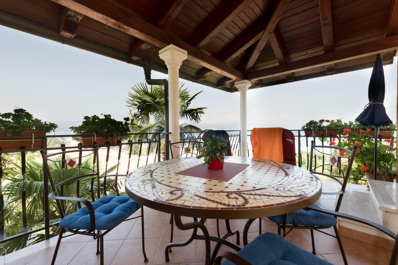Apartments Villa Zara Lovran Exterior foto